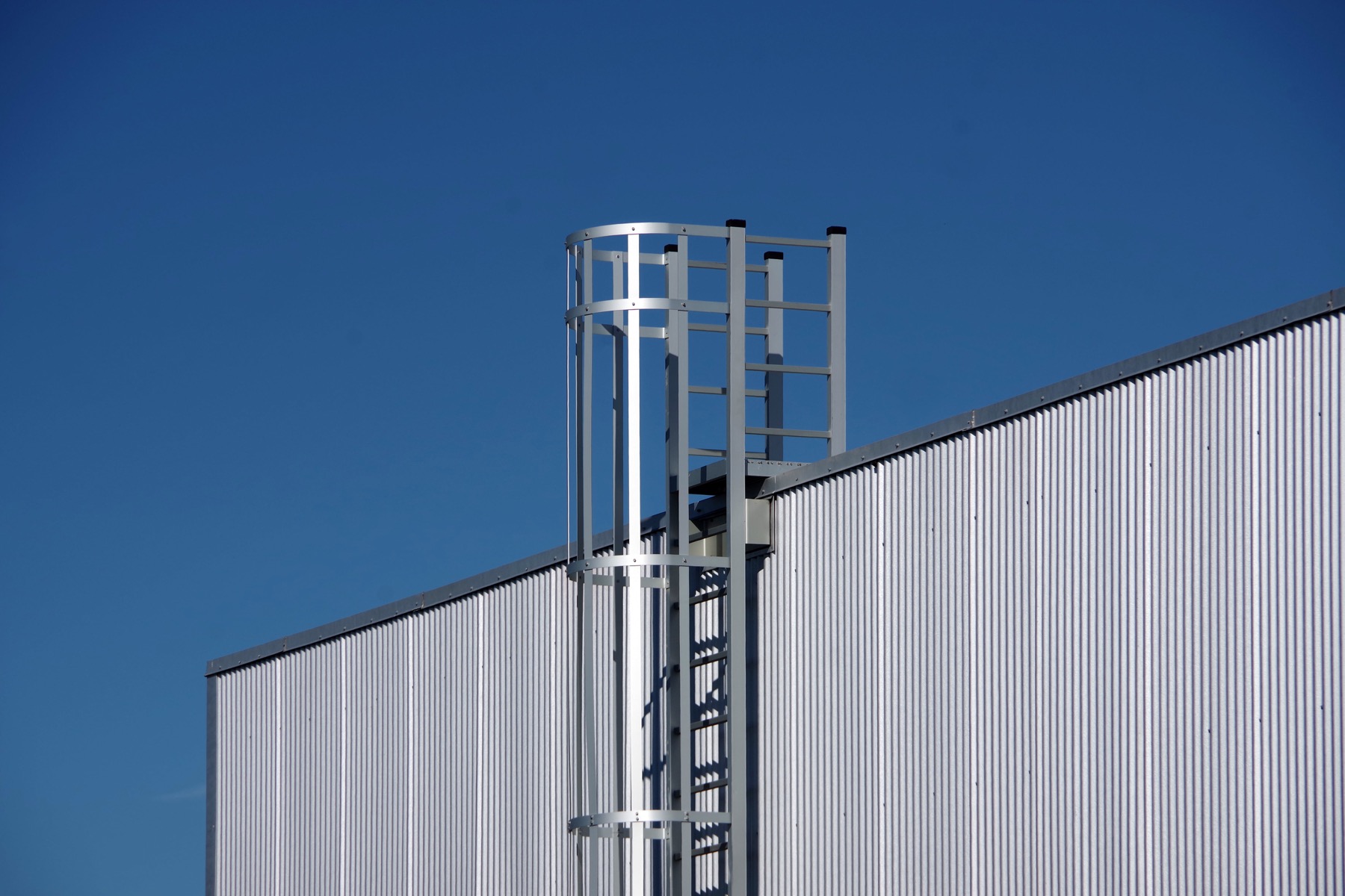 Fixed access ladder and roof access support reference image