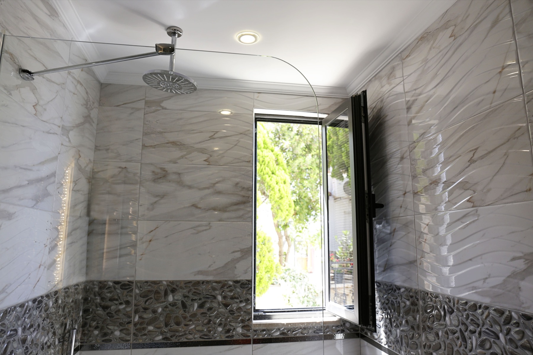 Shower Screens and Interior Glass