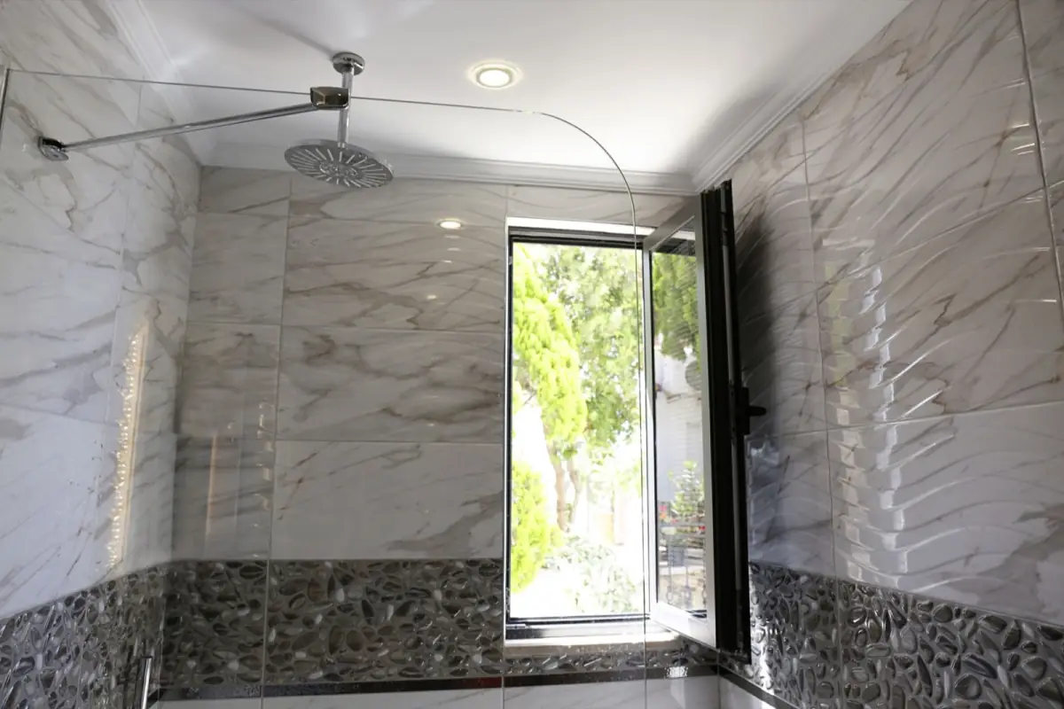 Shower Screens and Interior Glass
